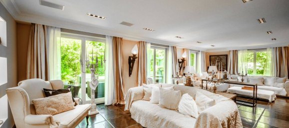 7 rooms Apartment in Munich, Germany No. 192847 4