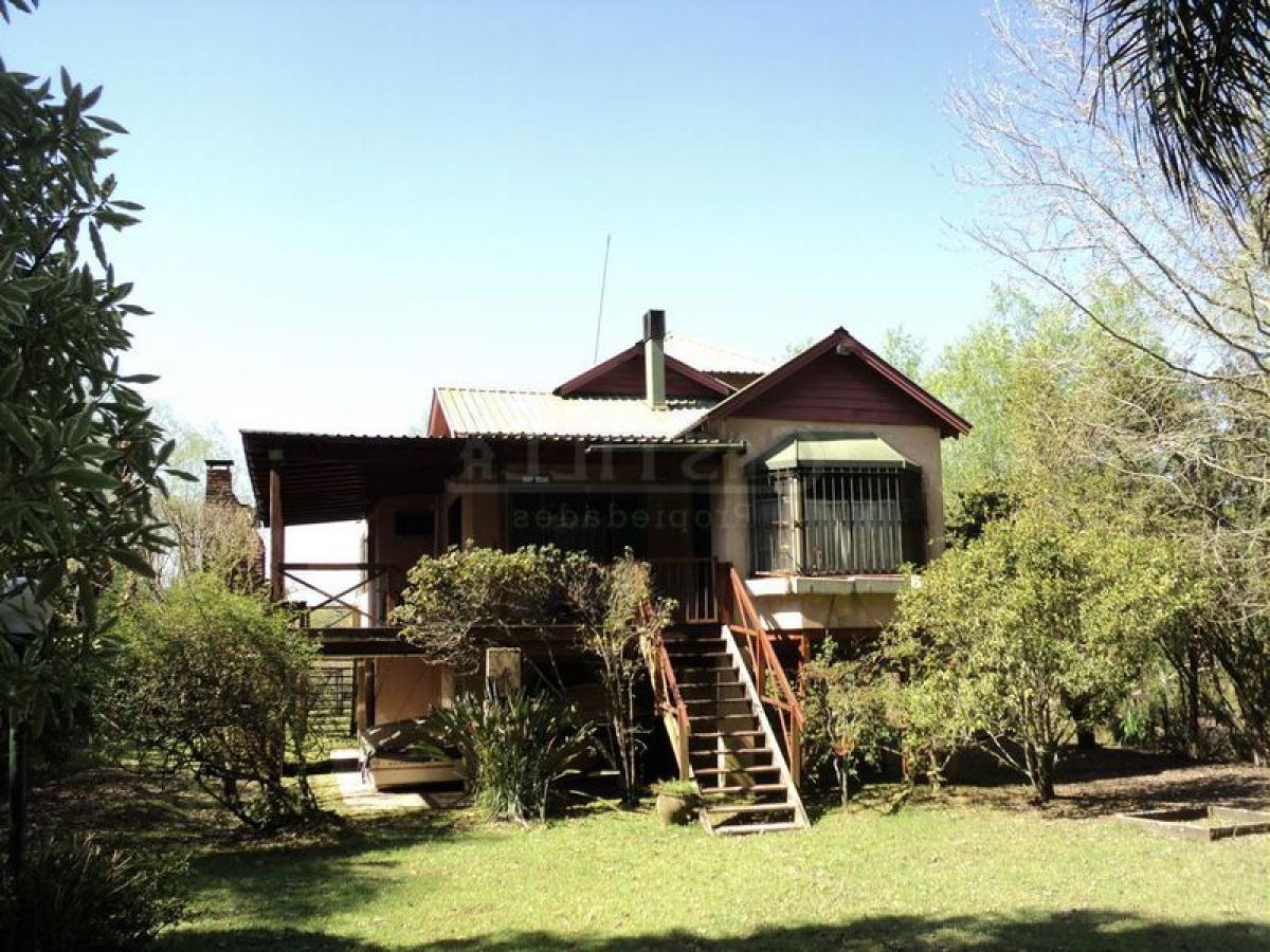 3 bedrooms House in Tigre, Argentina No. 2287