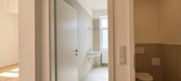 2 rooms Apartment in Hernals, Austria No. 155688 6