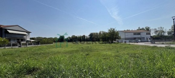 Terreno em Quarto d'Altino, Italy 1800 m² N.º 71332 4