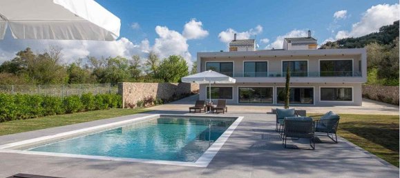7 dormitorios villa en venta en Corfu, Ionian Islands, Peloponnese, Western Greece and the Ionian, Greece № 9036 2