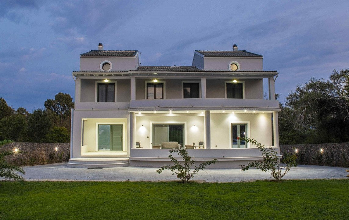 7 dormitorios villa en venta en Corfu, Ionian Islands, Peloponnese, Western Greece and the Ionian, Greece № 9036