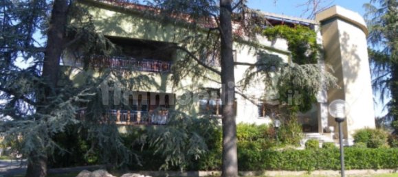 Villa de 4 dormitorios en Colleferro, Italy No. 286503 3