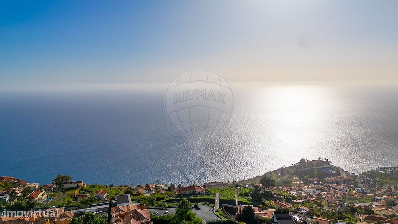 Terrain à Funchal, Portugal 2920m² No. 142057