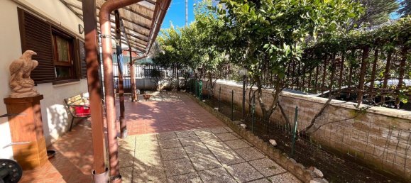 2غرفة شقة في Cave, Italy رقم 137034 24