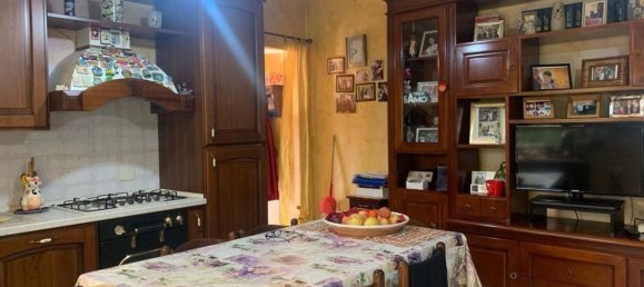 2غرفة شقة في Cave, Italy رقم 137034 2