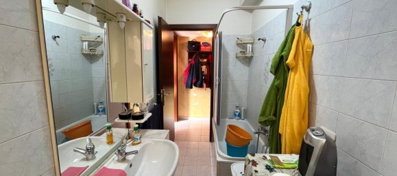 2غرفة شقة في Cave, Italy رقم 137034 32