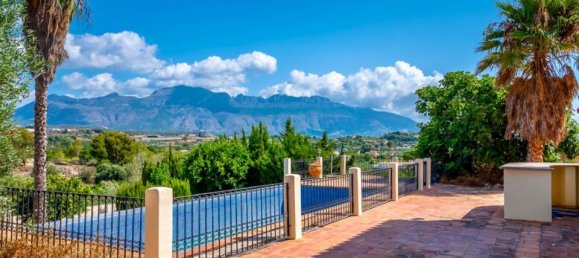 5 Schlafzimmer Haus in Alicante, Spain, Nr. 184752 23