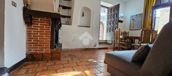 Квартира с 3 комнатами в Фьюджи, Италия № 205283 10