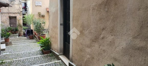 Квартира с 3 комнатами в Фьюджи, Италия № 205283 3