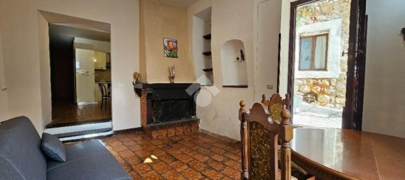 Квартира с 3 комнатами в Фьюджи, Италия № 205283 6