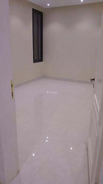 3 bedrooms Apartment in Riyadh, Saudi Arabia No. 1042