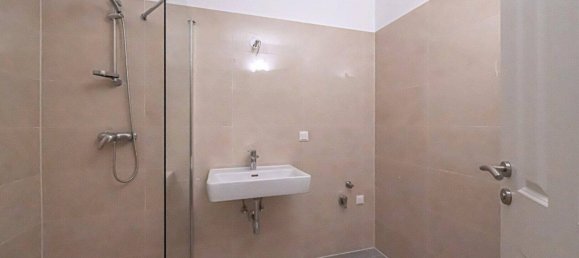 4 rooms Apartment in Mariahilf, Austria No. 135891 14