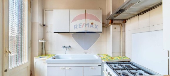 3 rooms Apartment in Cupramontana, Italy No. 7052 3