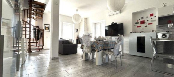 5 bedrooms Villa in Anzio, Italy No. 96096 3