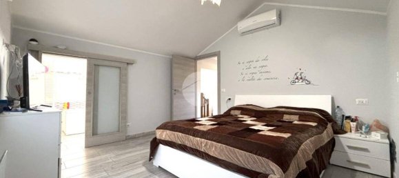 5 bedrooms Villa in Anzio, Italy No. 96096 12