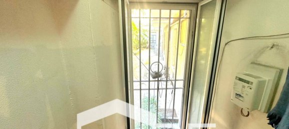 2 rooms Apartment in Rome, Italy No. 307418 4