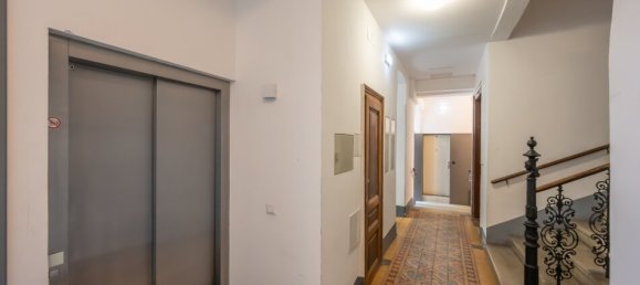 Квартира с 4 комнатами в Нойбау, Австрия № 44165 17