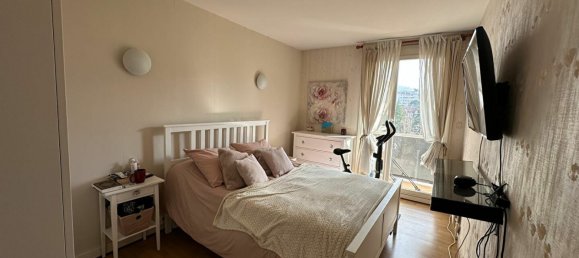 Квартира с 2 спальнями в Сент-Этьен, Франция № 204313 2