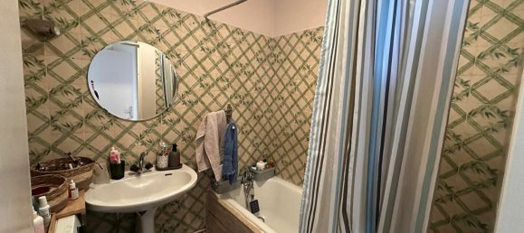 Квартира с 2 спальнями в Сент-Этьен, Франция № 204313 3