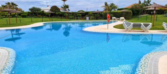 2 bedrooms Apartment in La Duquesa, Spain No. 142769 2