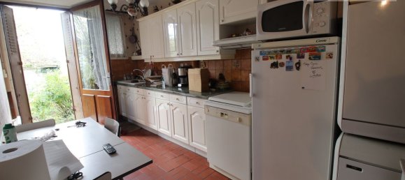 Casa de 4 dormitorios en Cenon, France No. 101747 9