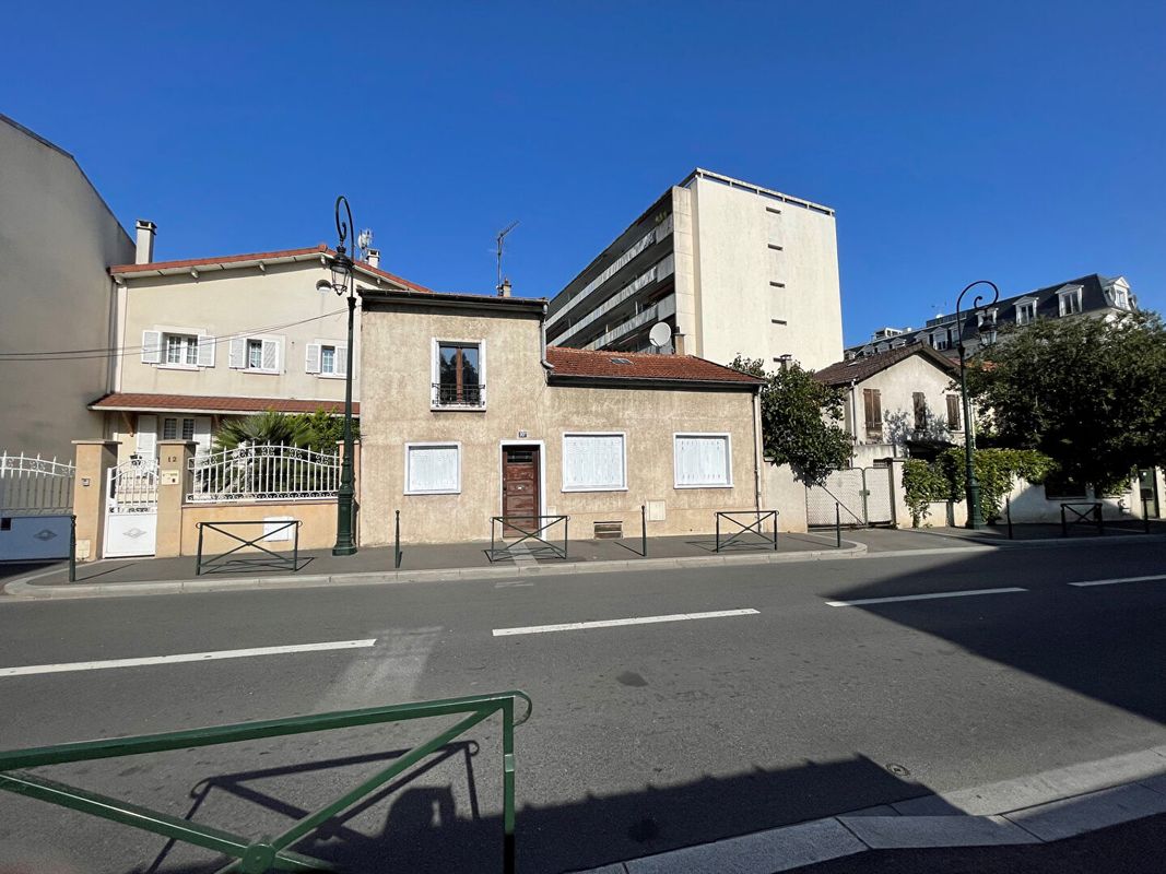 Casa T3 em Puteaux, France N.º 180191