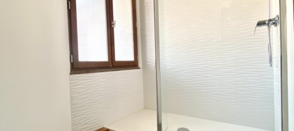 1 bedroom Apartment in Lille, France No. 243585 6