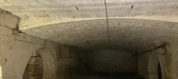 Gewerbliche Immobilie in Leon, Spain 2051m², Nr. 81418 18