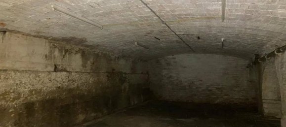 Gewerbliche Immobilie in Leon, Spain 2051m², Nr. 81418 15