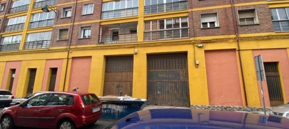 Gewerbliche Immobilie in Leon, Spain 2051m², Nr. 81418 2