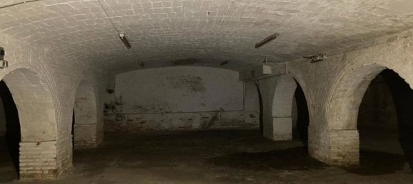 Gewerbliche Immobilie in Leon, Spain 2051m², Nr. 81418 14