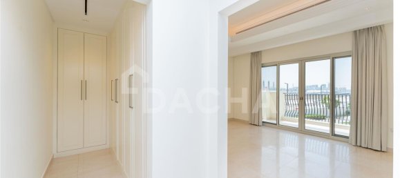 5 bedrooms Villa in Dubai, UAE No. 27998 15