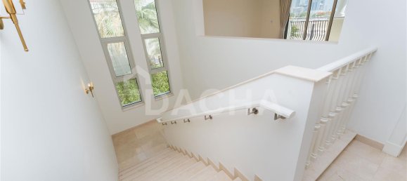 5 bedrooms Villa in Dubai, UAE No. 27998 18