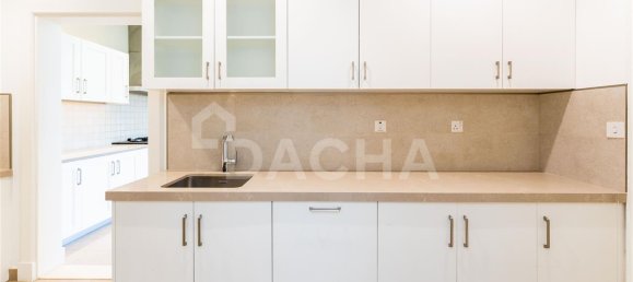 5 bedrooms Villa in Dubai, UAE No. 27998 5