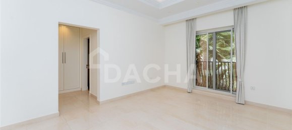 5 bedrooms Villa in Dubai, UAE No. 27998 19