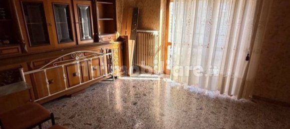 3 Schlafzimmer Wohnung in Senigallia, Italy, Nr. 328950 2