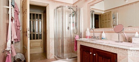 Villa de 11 dormitorios en Viareggio, Italy No. 334863 14