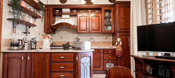 Villa de 11 dormitorios en Viareggio, Italy No. 334863 17