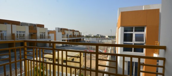 3 Schlafzimmer Villa in Dubai, UAE, Nr. 401 16