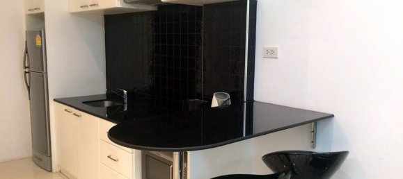 Studio in the Condo in Pattaya, Thailand No. 850 12