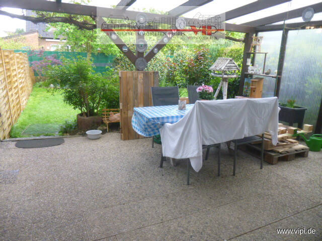 4 bedrooms Townhouse in Dusseldorf, Germany No. 279504