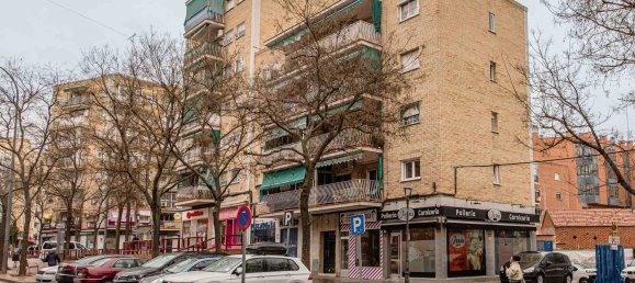 Propriété commerciale à Mostoles, Spain 376m² No. 89238 38