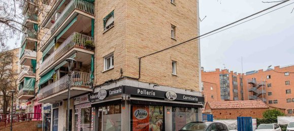 Propriété commerciale à Mostoles, Spain 376m² No. 89238 39