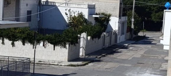 Вилла с 4 комнатами в Каровиньо, Италия № 37323 5