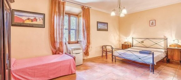 5 bedrooms House in Gavorrano, Italy No. 378322 8