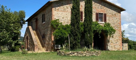 5 bedrooms House in Gavorrano, Italy No. 378322 2