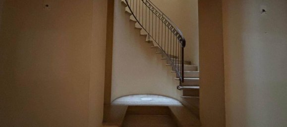 7-Zimmer Wohnung in Taranto, Italy, Nr. 29663 10