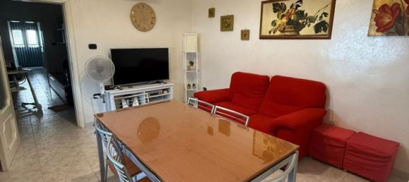 Apartamento de 3 dormitorios en Taranto, Italy No. 380538 14
