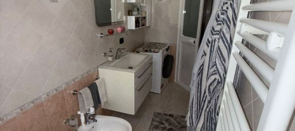 Apartamento de 3 dormitorios en Taranto, Italy No. 380538 32
